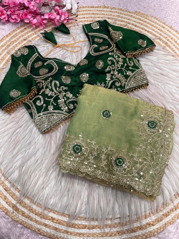 Green_Embroidered_Saree_For_Women