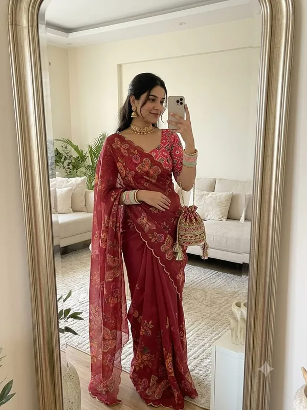 Red_Floral_Print_Saree_For_Women