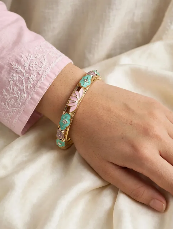 Gold_Tone_Floral_Enamel_Kada_Bangle_for_Women