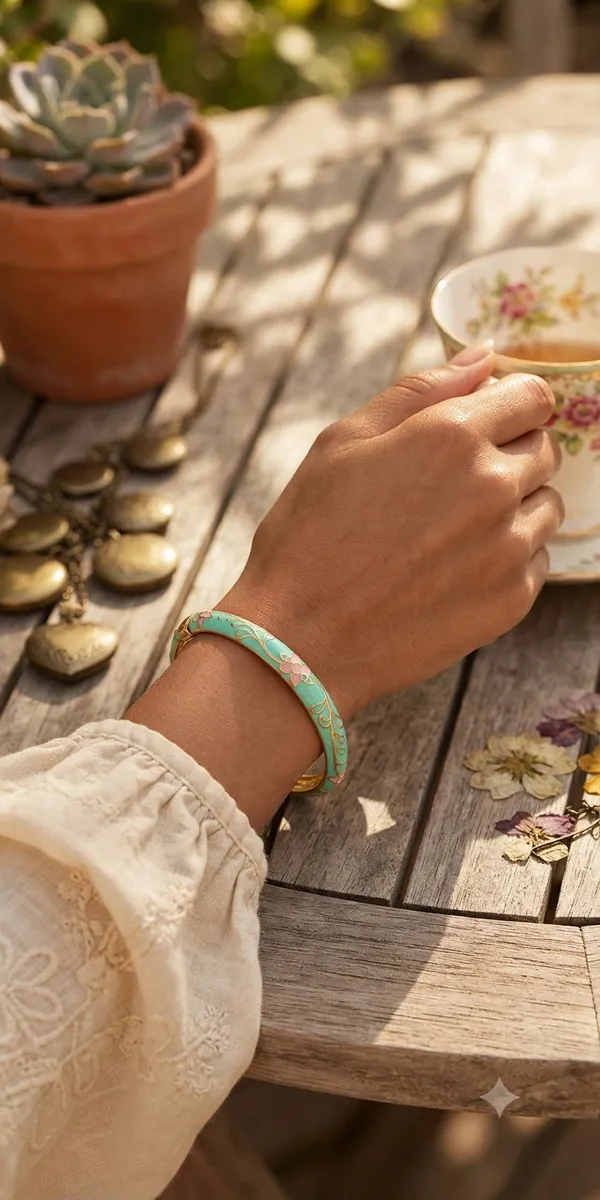 Mint_Green_Enamel_Floral_Bangle_for_Women