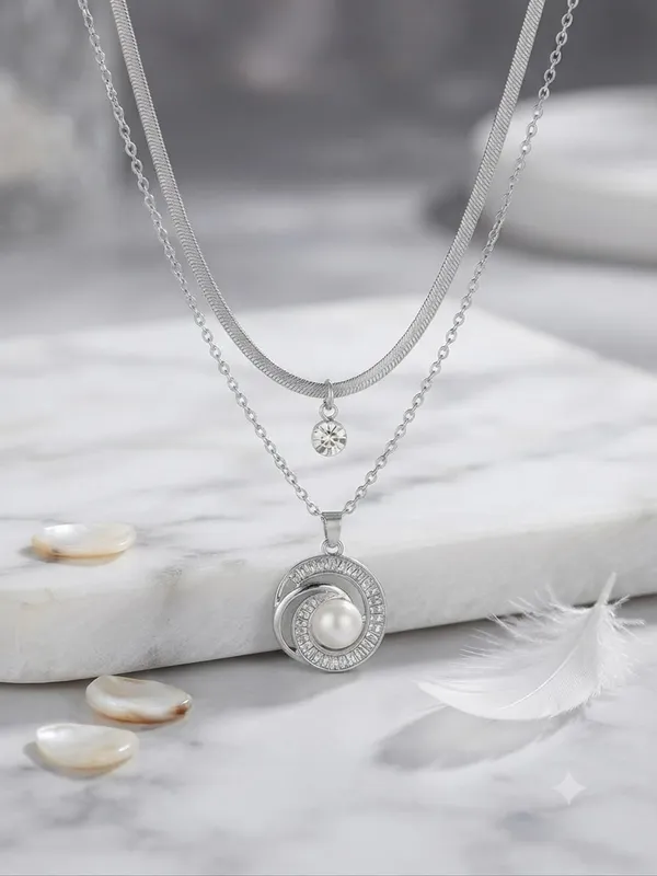 Pearl_Layered_Necklace_With_Freshwater_Pearl_Pendant