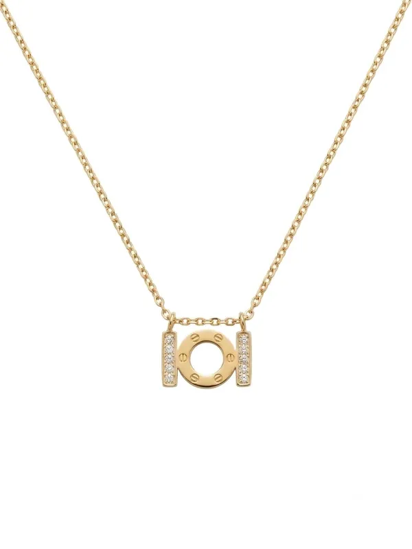 Circle_Pendant_Necklace_With_Crystal_Accents
