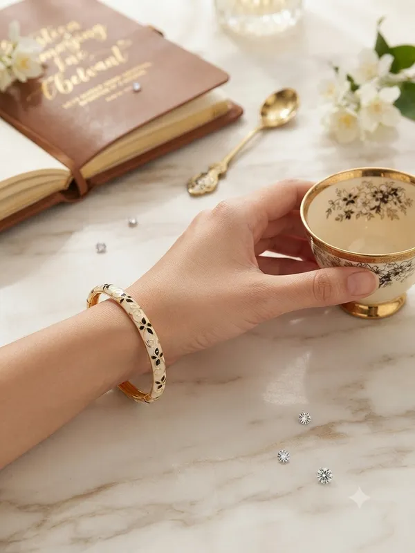 Gold-Tone_Enamel_Hinged_Bangle_for_Women