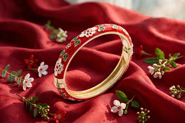 Red_Floral_Enamel_Bangle_for_Women