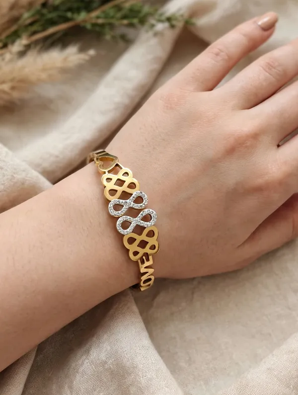 ISKA_Gold-Tone_Crystal_Link_Bracelet_for_Women
