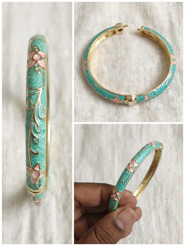 Mint_Green_Enamel_Floral_Bangle_for_Women