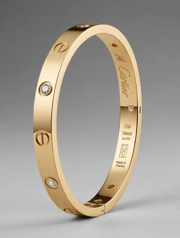 Gold_18K_Screw_Motif_Bracelet_for_Women