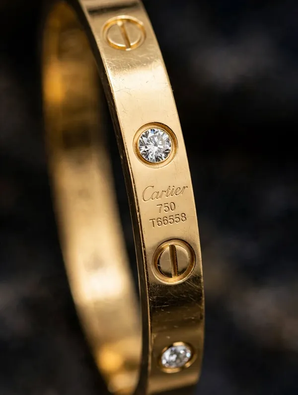Gold_18K_Screw_Motif_Bracelet_for_Women