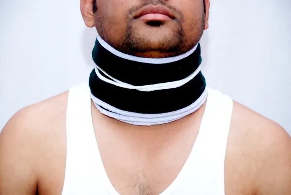 Woolen_Cotton_Hydrotherapy_Throat_&_Neck_Therapy_Wrap