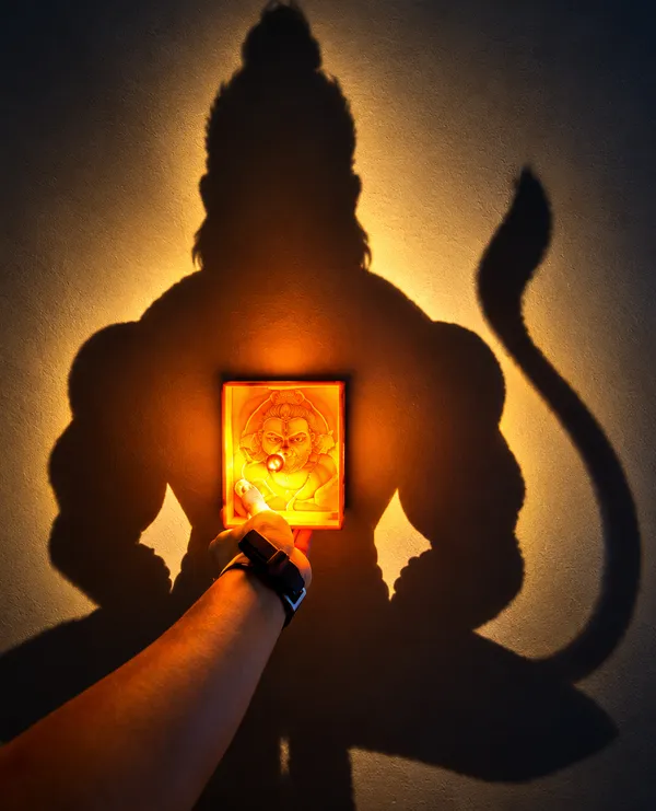 Hanuman_Ji_Shadow_Box