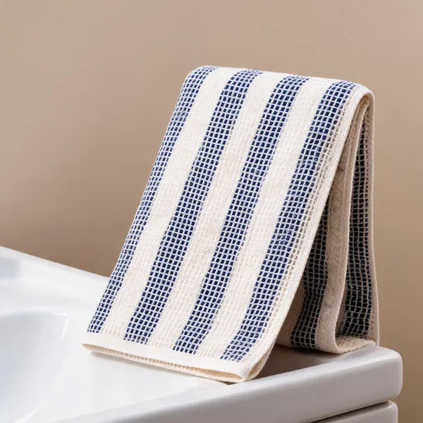 Bamboo_Solid_Gray_Bath_Towel
