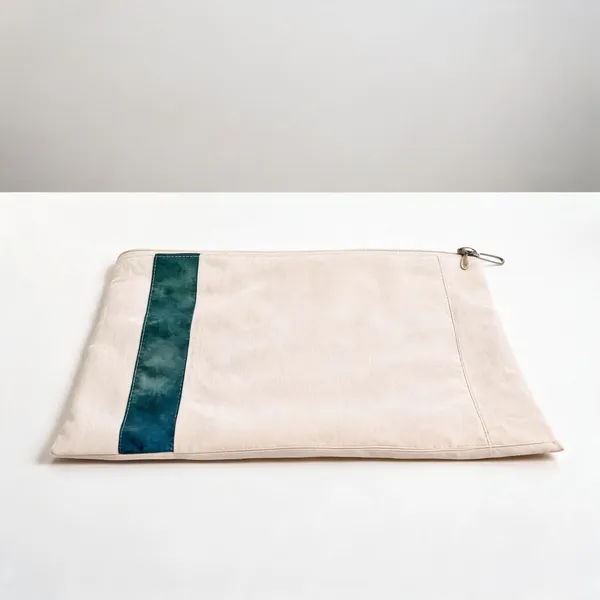 Ivory_Cotton_Zippered_Saree_Storage_Bag