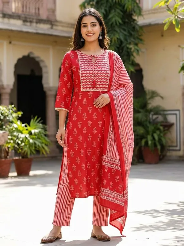 Red_Printed_Kurta_Set_For_Women