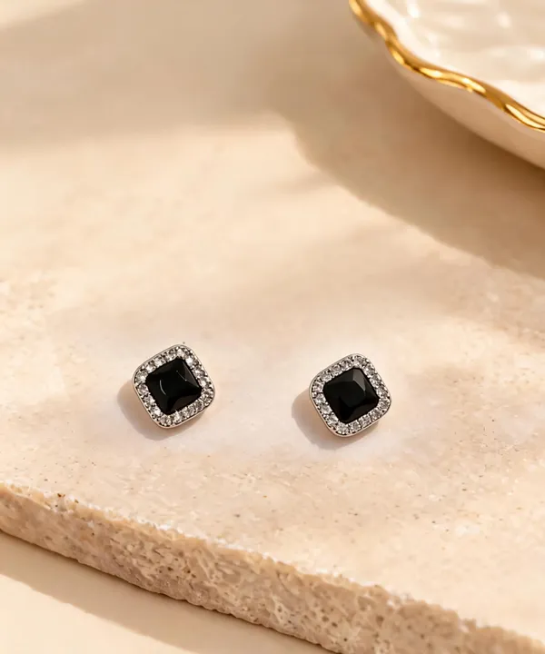 Black_And_White_Alloy_Stud_Earrings_For_Women