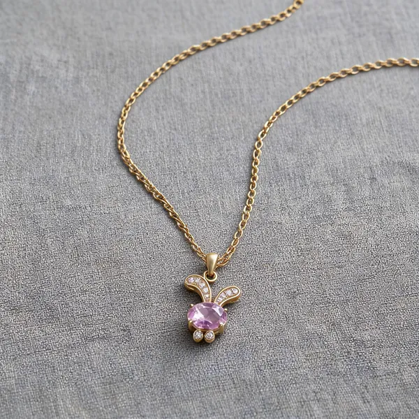 Gold_Alloy_Pendant_Necklace_For_Women