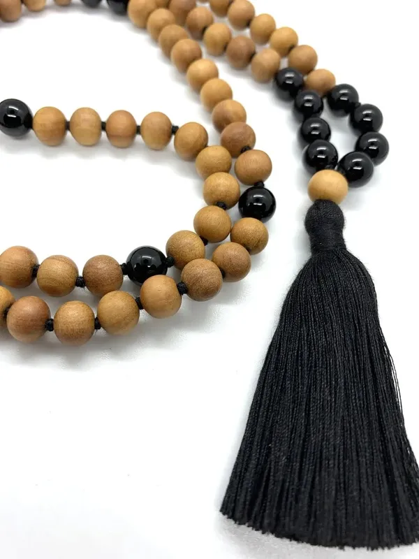 Wooden_Bead_Spiritual_Mala_With_Black_Tassel