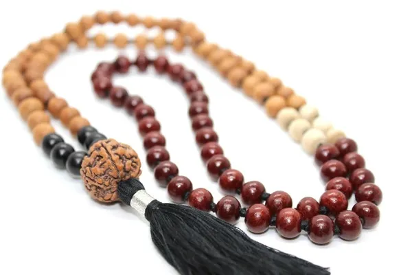 Multicolor_Rudraksha_Prayer_Mala_With_Tassel