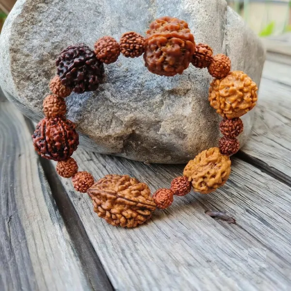 Rudraksha_Bead_Bracelet