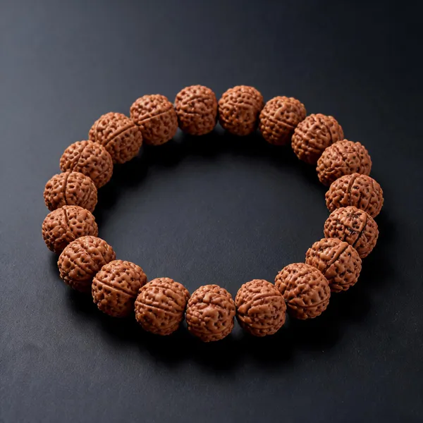 7_Mukhi_Rudraksha_Bracelet_for_Men_&_Women_Lab_Certified