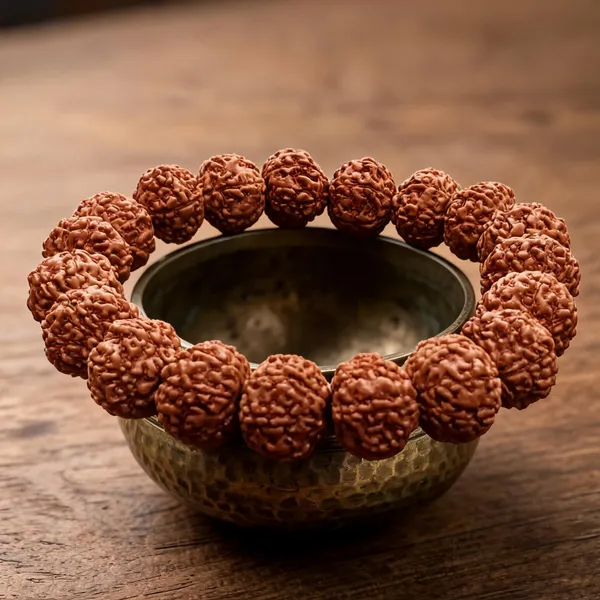 8_Mukhi_Rudraksha_Bracelet_for_Men_&_Women_Lab_Certified