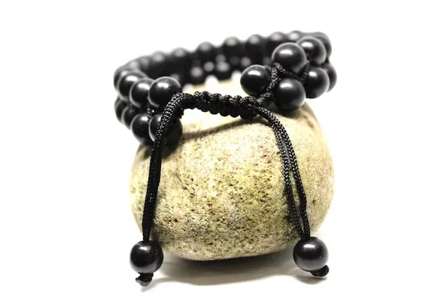 Black_Beaded_Bracelet_for_All