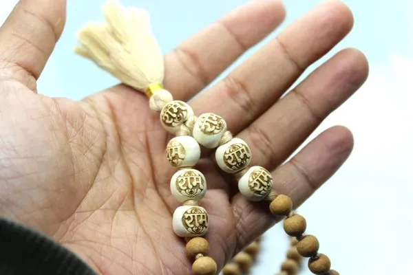 Sandalwood_Tulsi_Ram_Mala_For_Devotional_Use