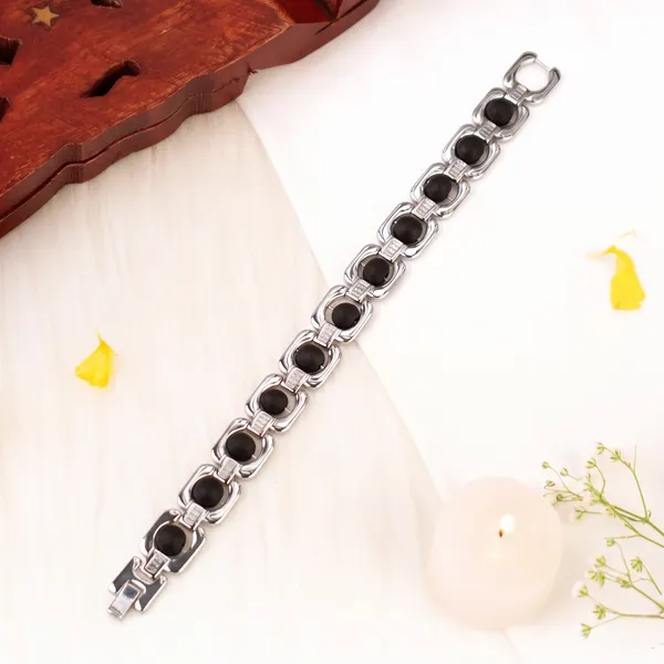 Silver_Karungali_Bead_Bracelet_for_Women