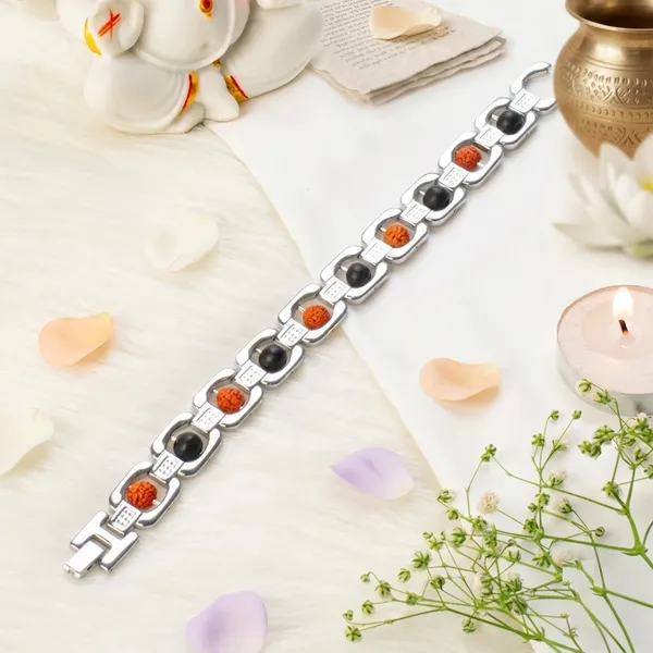 Silver_Alloy_Rudraksha_Karungali_Bracelet_for_Unisex