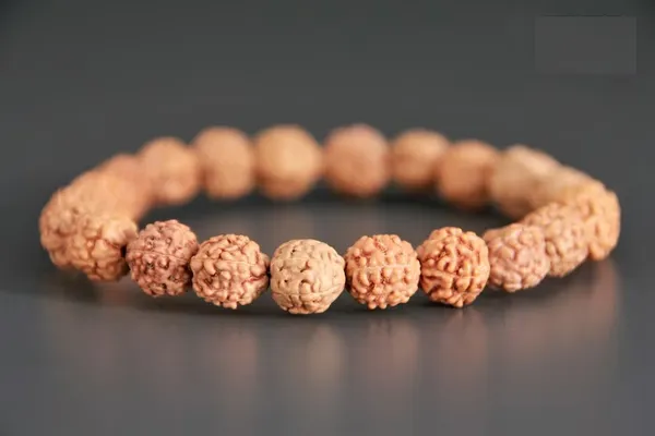 Brown_Rudraksha_Bead_Bracelet_For_Men_And_Women