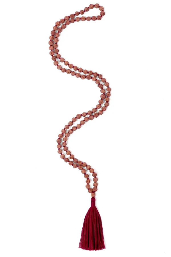Brown_Rudraksha_Bead_Mala_With_Red_Tassel