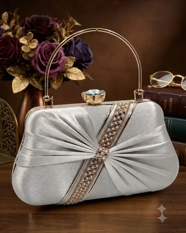 Silver_Pu_Embellished_Party_Clutch_For_Women