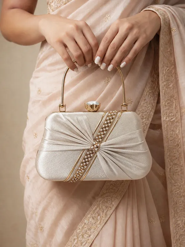 Silver_Pu_Embellished_Party_Clutch_For_Women