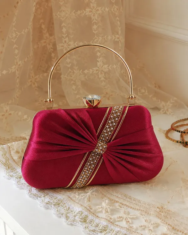 Red_Pu_Embellished_Party_Clutch_For_Women
