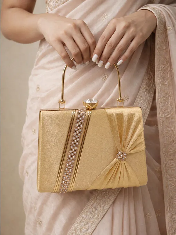 Gold_Pu_Embellished_Party_Clutch_For_Women