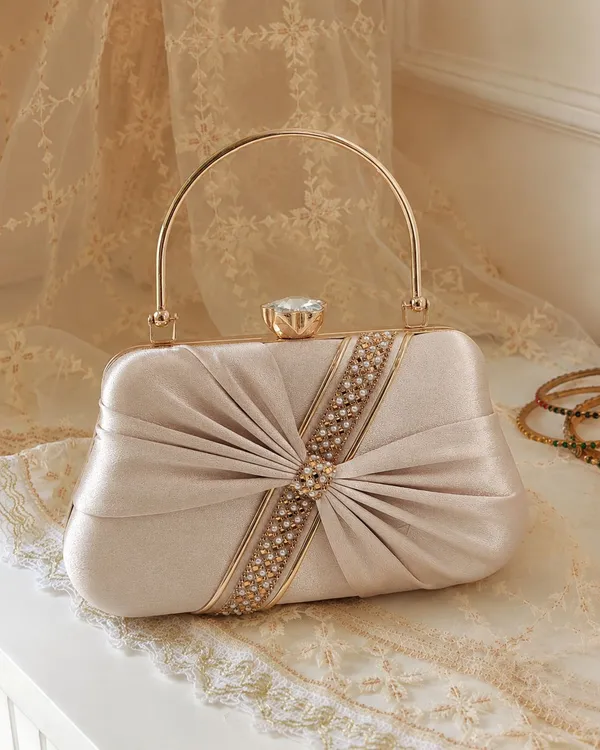Multicolor_Pu_Embellished_Party_Clutch_For_Women