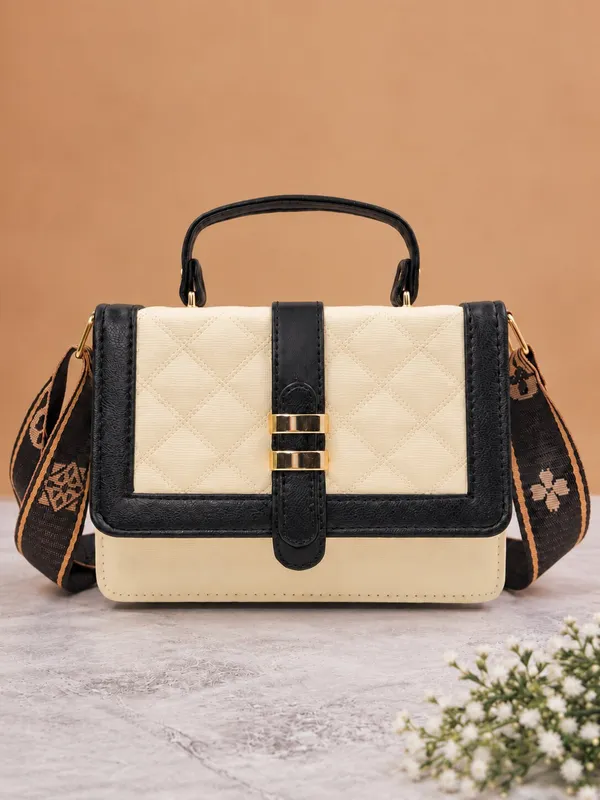 Black_Pu_Solid_Korean_Sling_Bag_For_Women