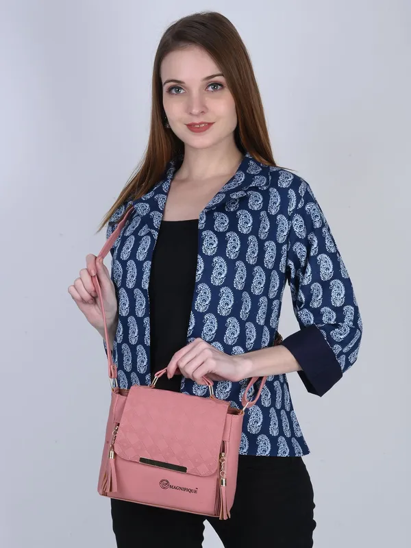 Black_Pu_Embossed_Sling_Bag_For_Women