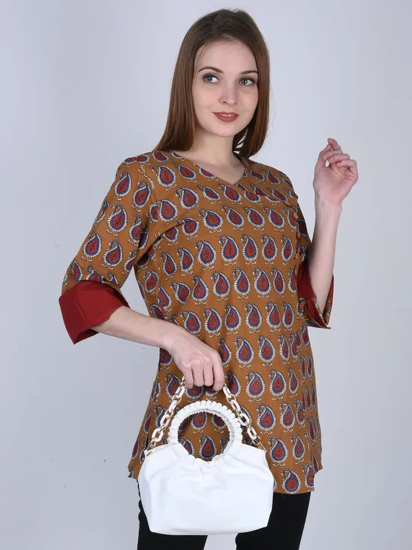 Brown_Pu_Solid_Chain_Strap_Sling_Bag_For_Women
