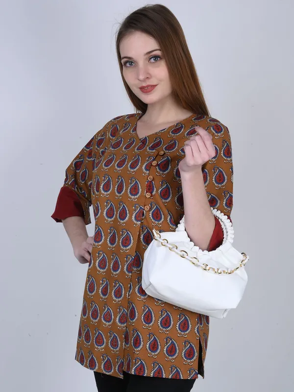 Brown_Pu_Solid_Chain_Strap_Sling_Bag_For_Women