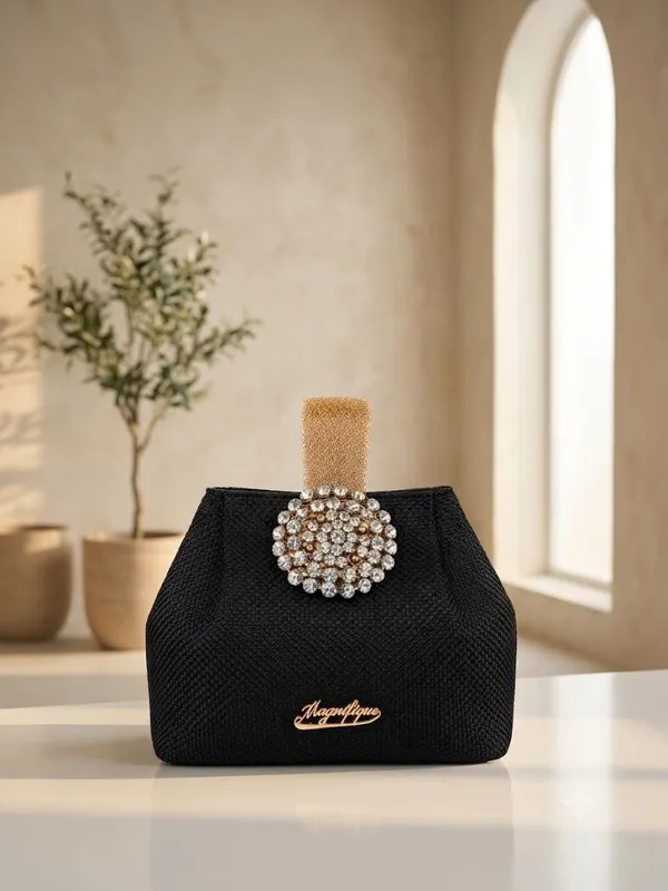 Black_Pu_Solid_Sling_Bag_For_Women