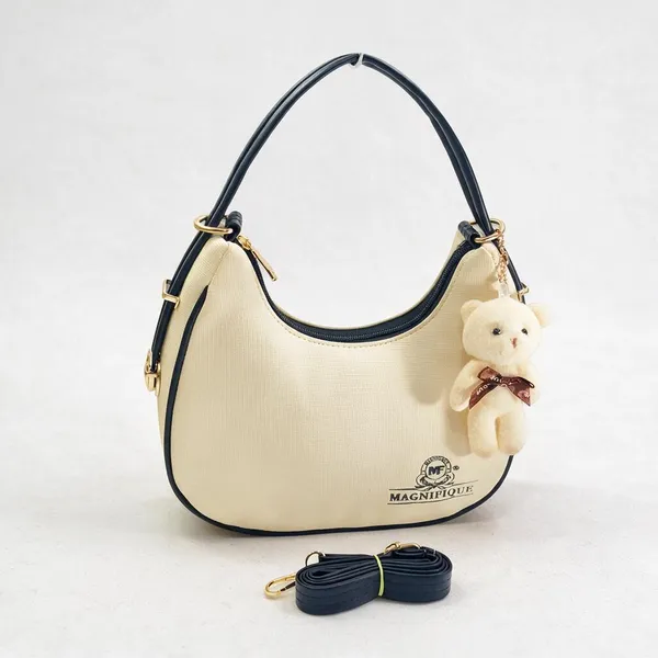Black_Pu_Solid_Sling_Bag_For_Women