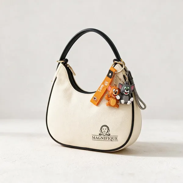 Black_Pu_Solid_Sling_Bag_For_Women