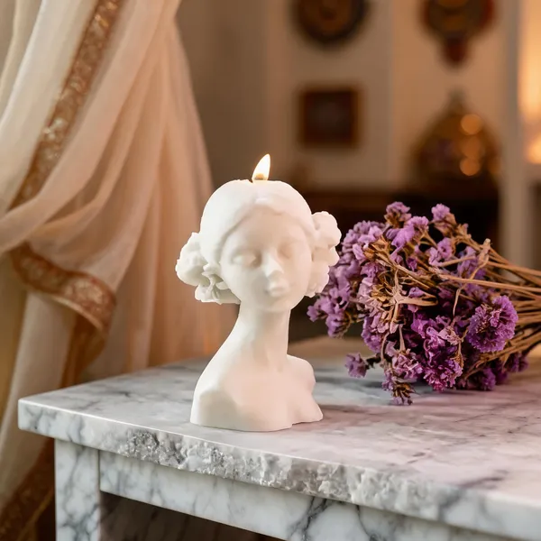 Soy_Wax_Floral_Women_Sculpture_Scented_Candle