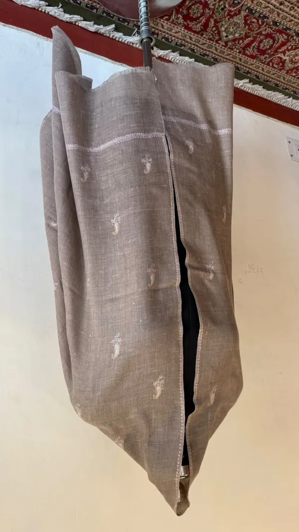 Taupe_Woven_Paisley_Saree_for_Women
