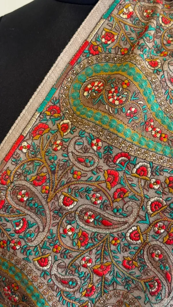 Beige_Embroidered_Paisley_Shawl_for_Women