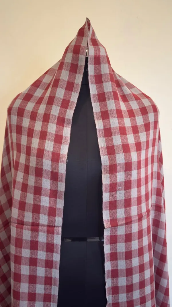 Red_Checked_Pattern_Scarf_For_Women