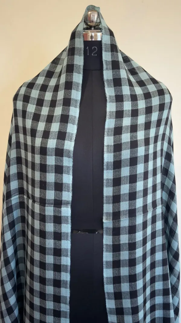 Black_Checkered_Open_Front_Long_Shrug_For_Women