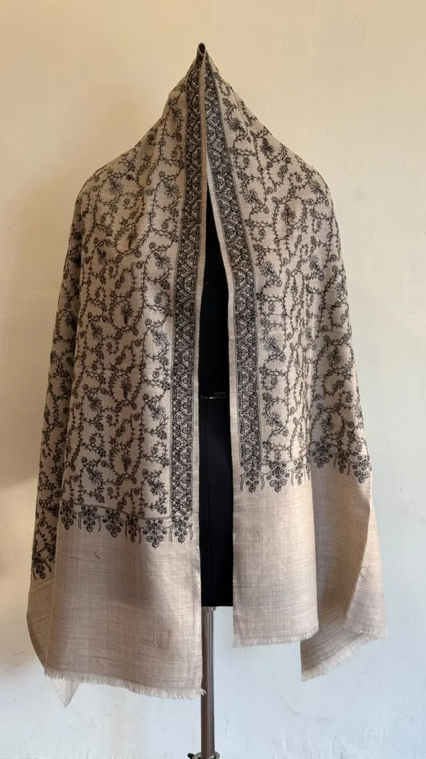 Brown_And_Cream_Floral_Print_Stole_for_Women