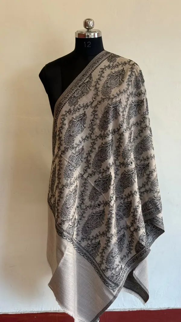 Beige_Paisley_Print_Shawl_For_Women