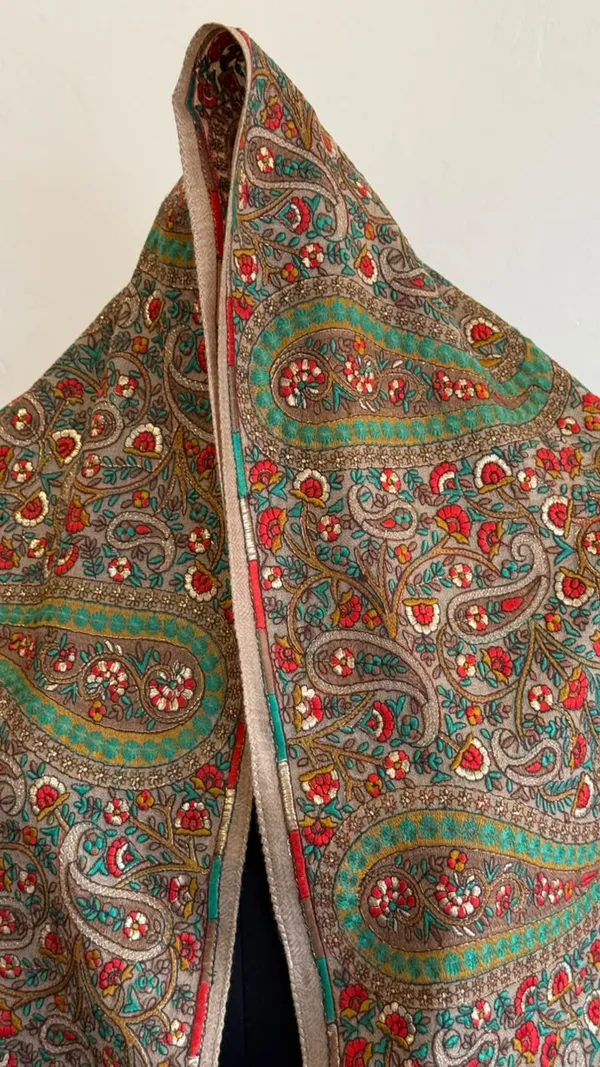 Beige_Embroidered_Paisley_Shawl_for_Women